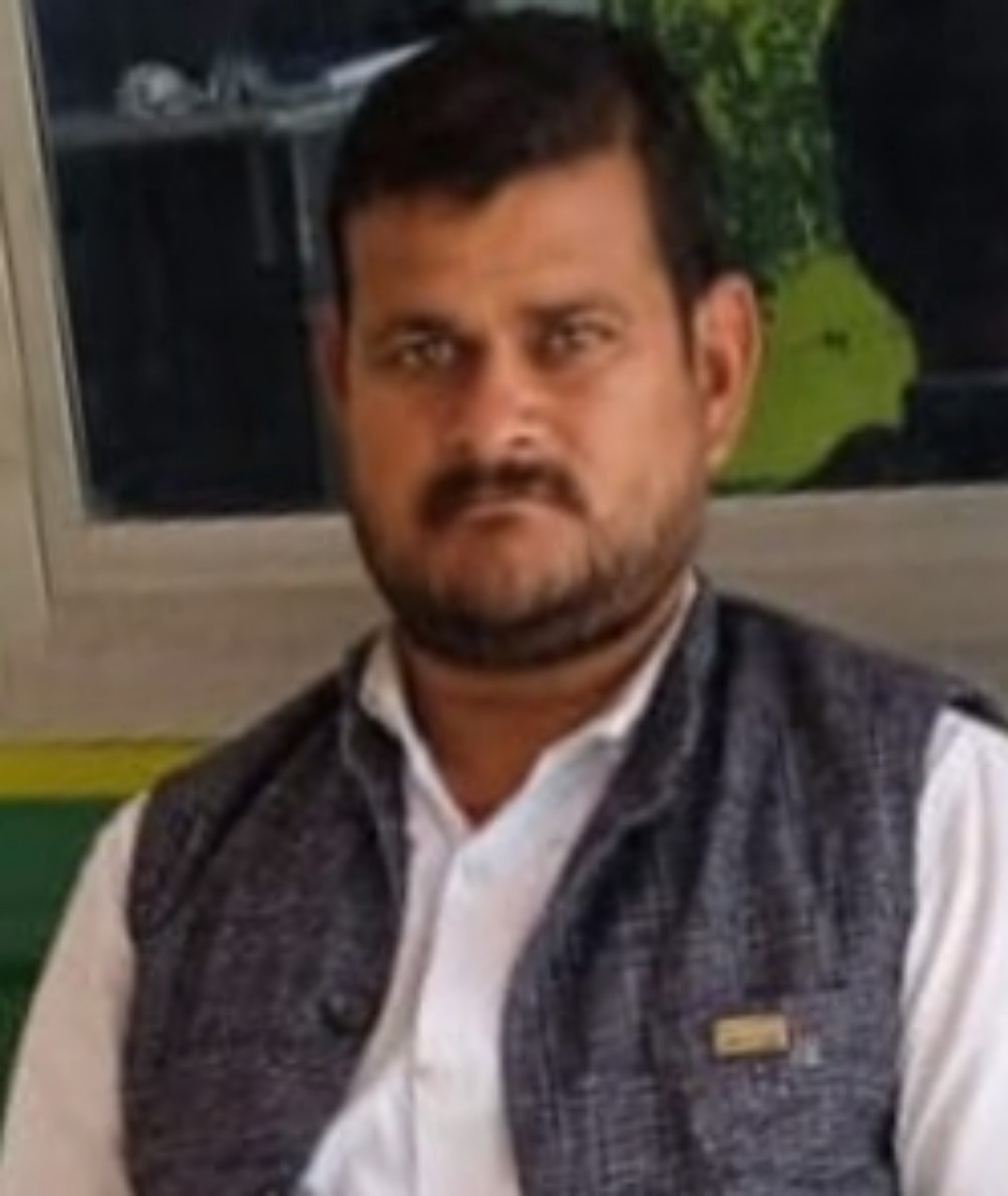 Mr. Pankaj Mishra